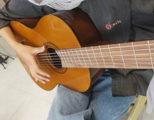 گیتار یاماها